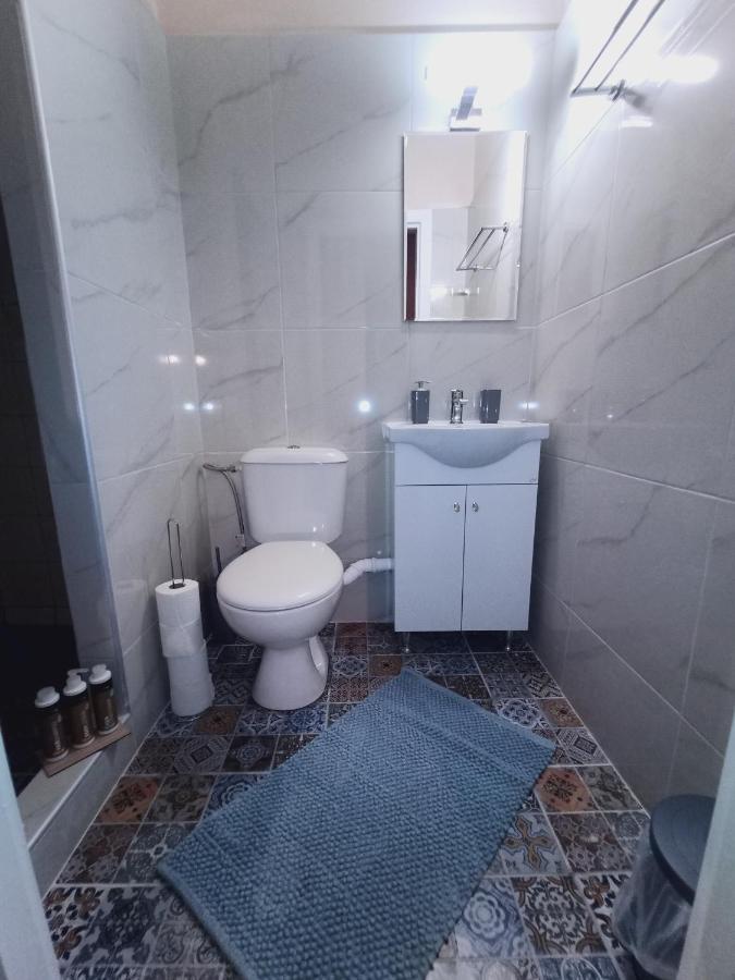 Ermou & Athinas Suites In Monastiraki Atenas Exterior foto